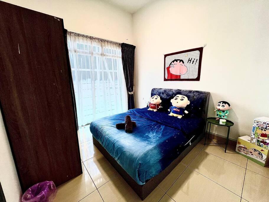 B1610 Austin Height Crayon Shin Chan By * Johor Bahru