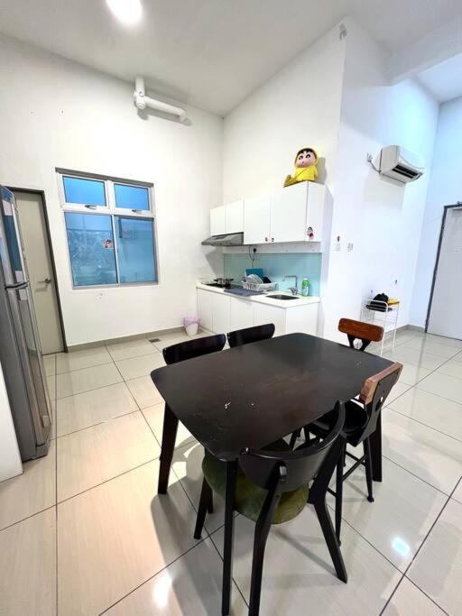 B1610 Austin Height Crayon Shin Chan By Apartment *