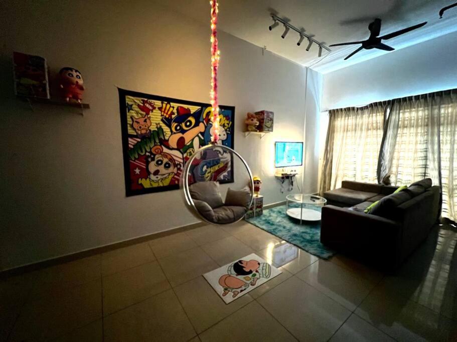 B1610 Austin Height Crayon Shin Chan By Apartment