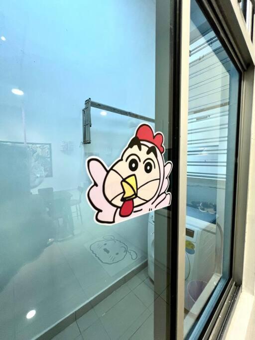 B1610 Austin Height Crayon Shin Chan By