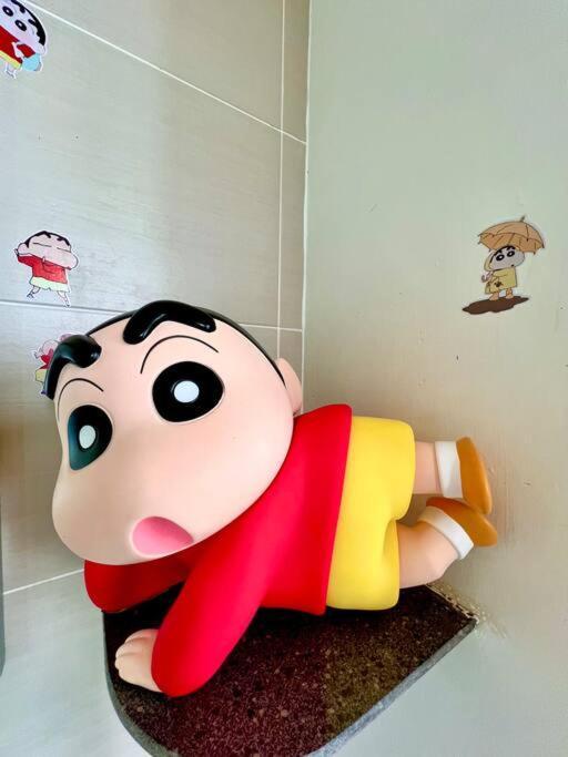 B1610 Austin Height Crayon Shin Chan By Johor Bahru
